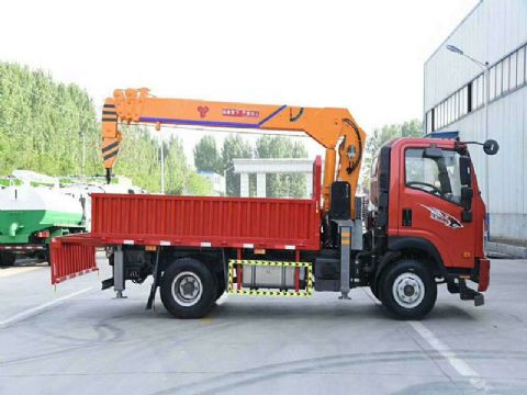 點(diǎn)擊查看詳細(xì)信息<br>標(biāo)題：4噸重汽王牌隨車吊 閱讀次數(shù)：1666